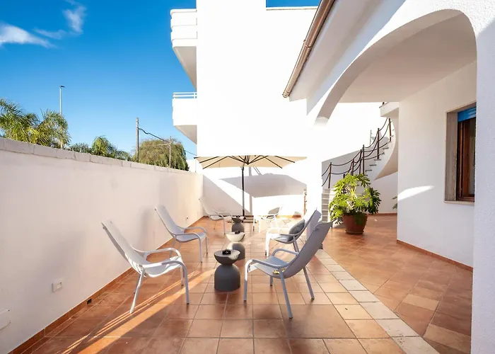 By The Sea - Le Chele 3* Torre Lapillo