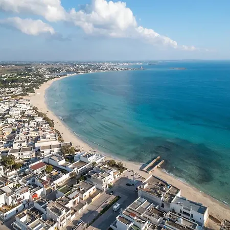 Bed and breakfast By The Sea - Le Chele Torre Lapillo