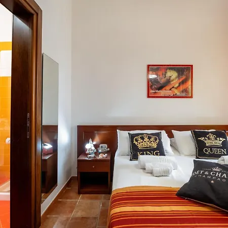 By The Sea - Le Chele Bed and breakfast 3*
