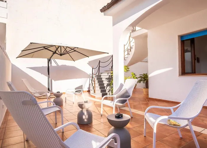 Bed & Breakfast By The Sea - Le Chele