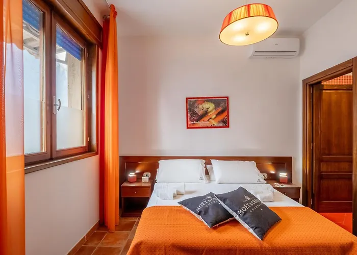 By The Sea - Le Chele Bed & Breakfast Torre Lapillo