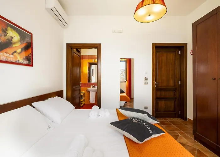 By The Sea - Le Chele Torre Lapillo