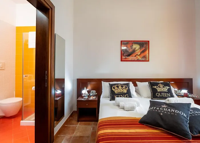 By The Sea - Le Chele Bed & Breakfast Torre Lapillo