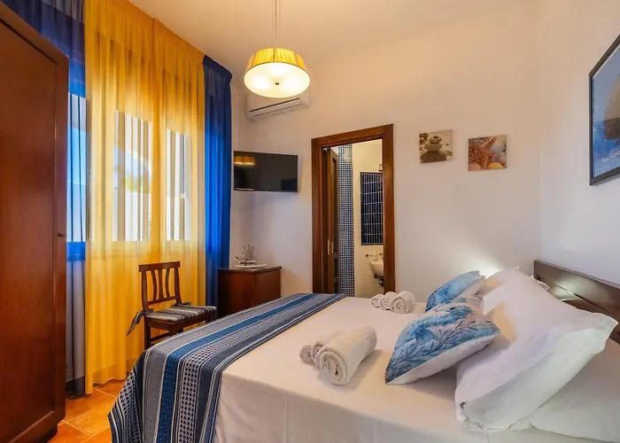 By The Sea - Le Chele 3*